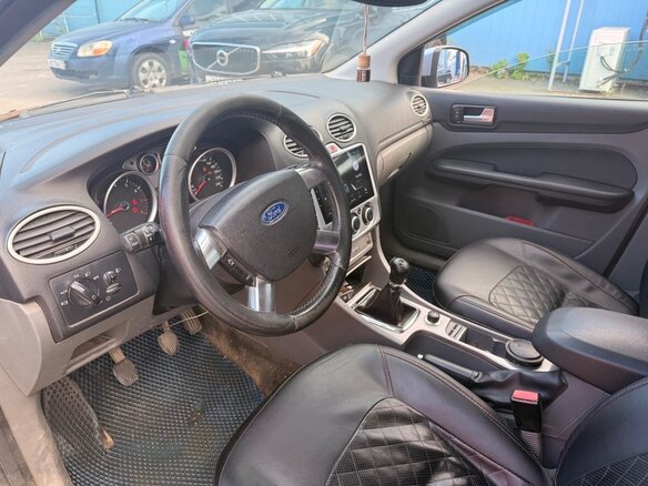 2008 Ford Focus II Рестайлинг, серый, 330000 рублей - вид 4