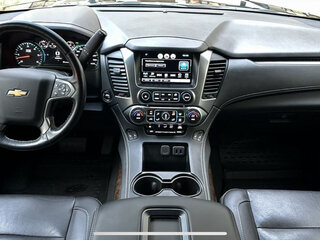 2018 Chevrolet Tahoe IV, чёрный, 4710000 рублей, вид 4
