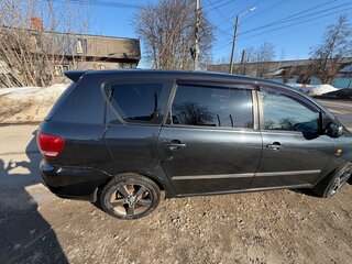 2003 Toyota Avensis Verso I, чёрный, 750000 рублей, вид 3