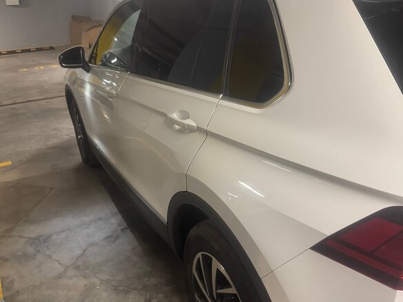 2018 Volkswagen Tiguan II, белый, 2200000 рублей - вид 4