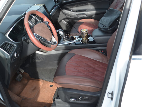 2017 Ford Galaxy III, белый, 4000000 рублей - вид 10
