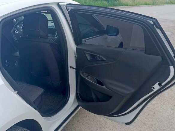 2019 Chevrolet Malibu IX Рестайлинг, белый, 2100000 рублей - вид 15
