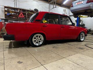 2006 Lada (ВАЗ) 2107, пурпурный, 600000 рублей, вид 4