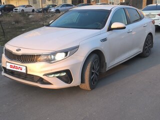 2019 Kia Optima IV Рестайлинг, белый, 1999000 рублей, вид 1