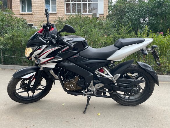 2016 Bajaj Pulsar NS 200, белый, 155000 рублей - вид 7