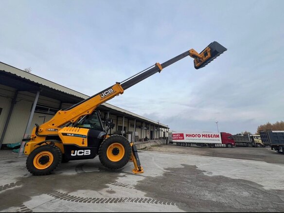 2023 JCB Fastrac, 8200000 рублей - вид 4