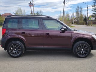 2012 Skoda Yeti I, пурпурный, 990000 рублей, вид 3
