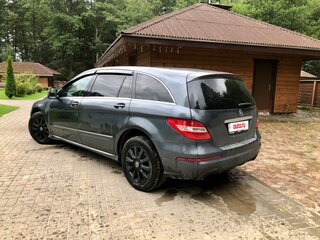2011 Mercedes-Benz R-Класс 350 Long I Рестайлинг 2, серый, 1650000 рублей, вид 4