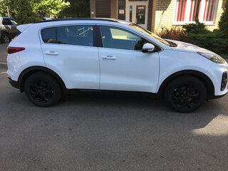 2021 Kia Sportage IV Рестайлинг, белый, 2590000 рублей, вид 4