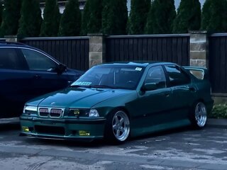 1995 BMW 3 серии 328i III (E36), зелёный, 1100000 рублей, вид 2