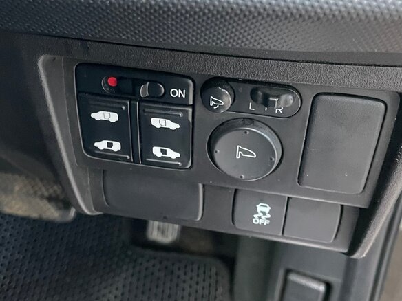 2013 Honda Freed Spike I Рестайлинг, чёрный, 1175000 рублей - вид 5