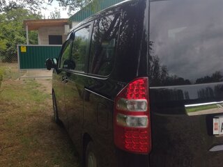 2012 Toyota Noah II (R70), чёрный, 1500000 рублей, вид 4