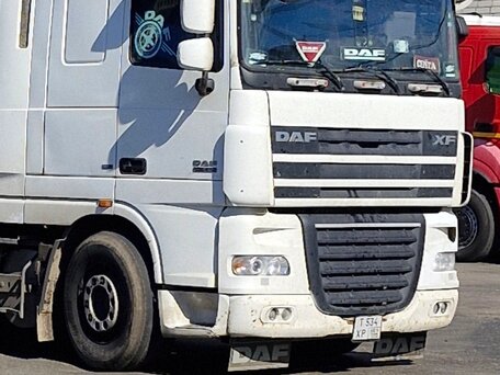 2008 DAF XF 105, белый, 2000000 рублей, вид 2