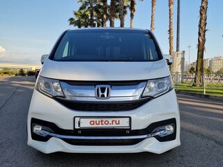2015 Honda Stepwgn Spada V, белый, 1950000 рублей, вид 4