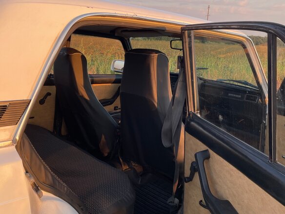 2001 Lada (ВАЗ) 2107, белый, 125000 рублей - вид 15