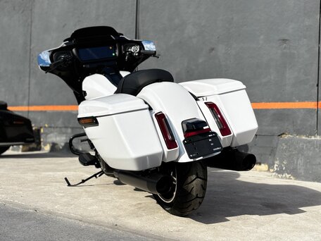 2024 Harley-Davidson Street Glide, белый, 3750000 рублей, вид 5