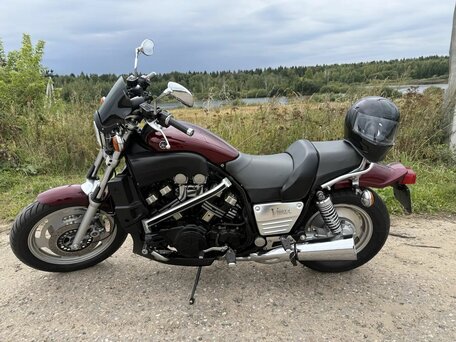 1993 Yamaha V-Max 1200, красный, 600000 рублей, вид 1