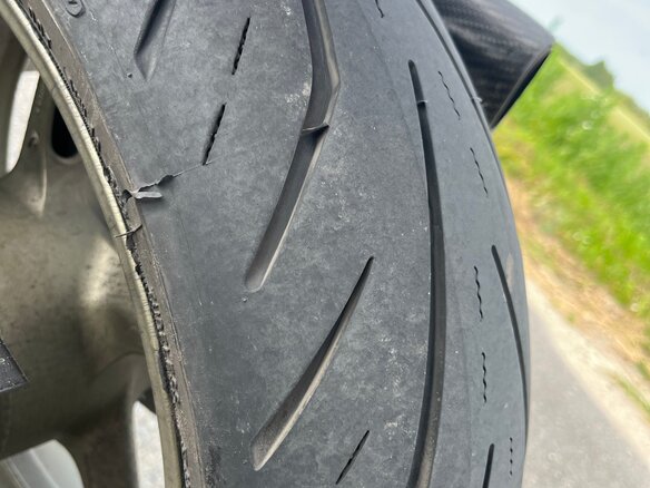 2009 Yamaha FZ1, серый, 600000 рублей - вид 8