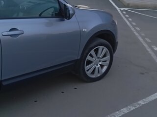 2011 Nissan Qashqai I Рестайлинг, серебристый, 950000 рублей, вид 5