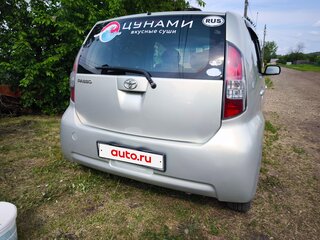 2005 Toyota Passo I (C10), серебристый, 580000 рублей, вид 3