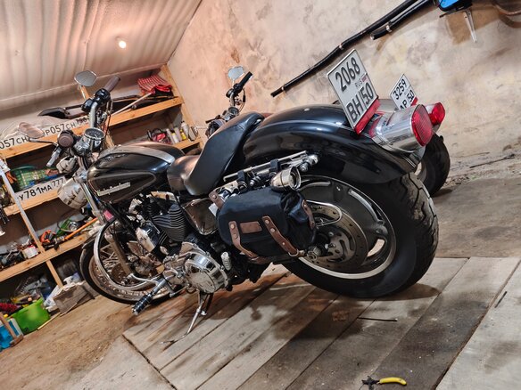 2010 Harley-Davidson Sportster 1200, чёрный, 750000 рублей - вид 11