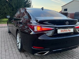 2020 Lexus ES 350 VII, чёрный, 4550000 рублей, вид 5