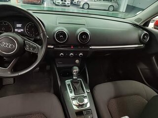 2019 Audi A3 III (8V) Рестайлинг, красный, 1504000 рублей, вид 4