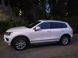 2015 Volkswagen Touareg II Рестайлинг, белый, 2700000 рублей, вид 4