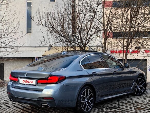 2020 BMW 5 серии 520d VII (G30/G31/G38) Рестайлинг, серый, 4400000 рублей - вид 10