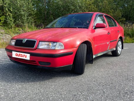 1998 Skoda Octavia I (A4), красный, 132999 рублей, вид 1