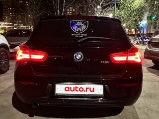 2015 BMW 1 серии 118i II (F20/F21) Рестайлинг, чёрный, 1800000 рублей, вид 5