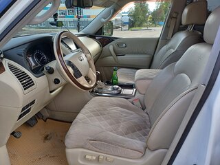 2012 Infiniti QX56 II, белый, 3500000 рублей, вид 4