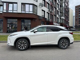 2020 Lexus RX 300 IV Рестайлинг, белый, 4350000 рублей, вид 2