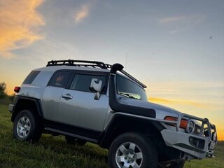 2006 Toyota FJ Cruiser, серый, 2850000 рублей, вид 5