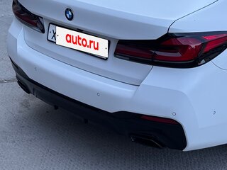2020 BMW 5 серии 530d xDrive VII (G30/G31/G38) Рестайлинг, белый, 6500000 рублей, вид 4