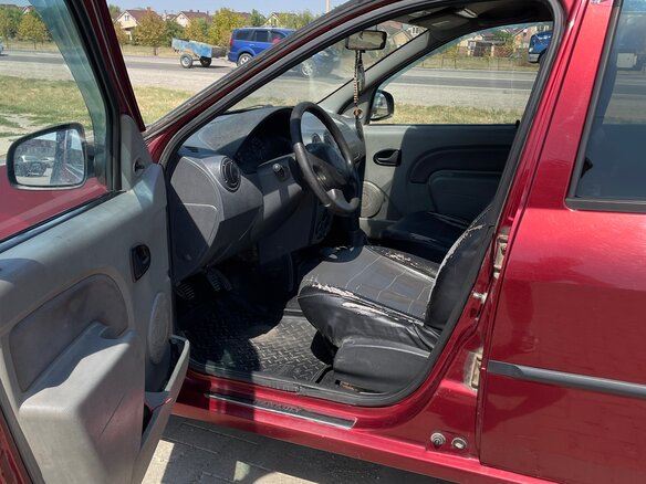 2009 Renault Logan I, красный, 380000 рублей - вид 4