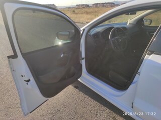 2015 Volkswagen Polo V Рестайлинг, белый, 625000 рублей, вид 5
