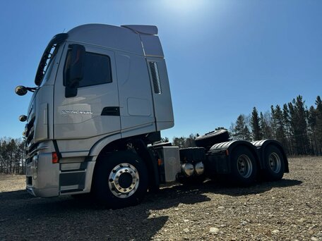 2023 IVECO-Hongyan 6x4 (CQ4256), серебристый, 9200000 рублей, вид 4