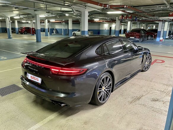 2017 Porsche Panamera Turbo Executive II, серый, 10800000 рублей - вид 12