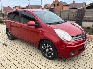 2008 Nissan Note I, красный, 645000 рублей, вид 2