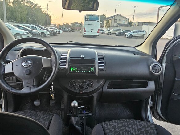 2008 Nissan Note I, серый, 340000 рублей - вид 9