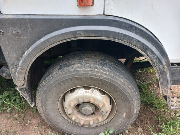 2004 МАЗ 6303, серый, 850000 рублей - вид 9