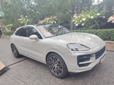 2024 Porsche Cayenne Coupé III Рестайлинг, коричневый, 14000000 рублей, вид 5