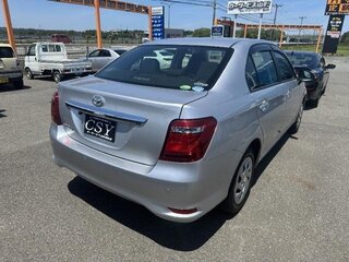 2019 Toyota Corolla Axio XI (E160, E170) Рестайлинг 2, серебристый, 950000 рублей, вид 3