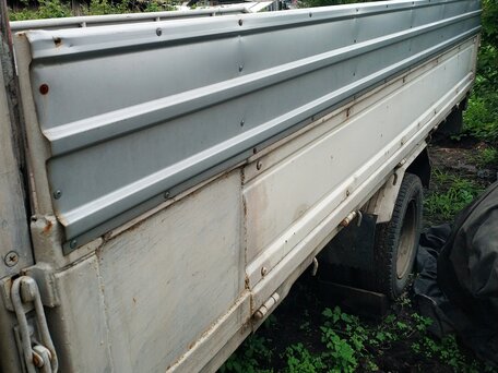 1992 Isuzu Elf (N-series), белый, 1100000 рублей, вид 3
