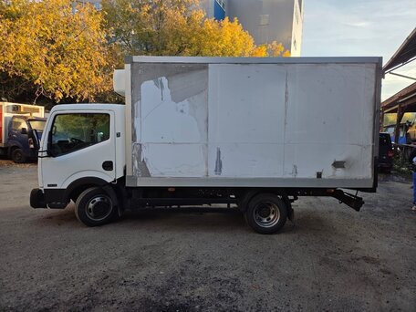 2015 Nissan Cabstar, белый, 1400000 рублей, вид 3