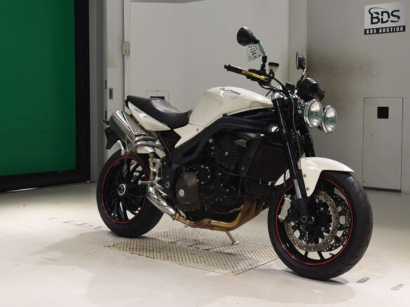 2008 Triumph Speed Triple, белый, 385000 рублей - вид 1
