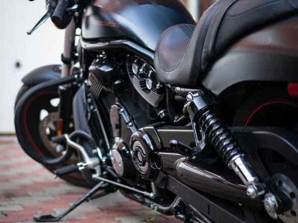 2007 Harley-Davidson Night Rod, чёрный, 1500000 рублей - вид 3