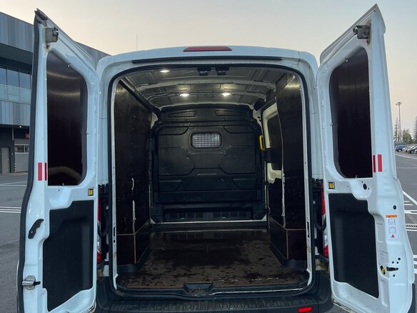 2018 Ford Transit, белый, 2900000 рублей - вид 4