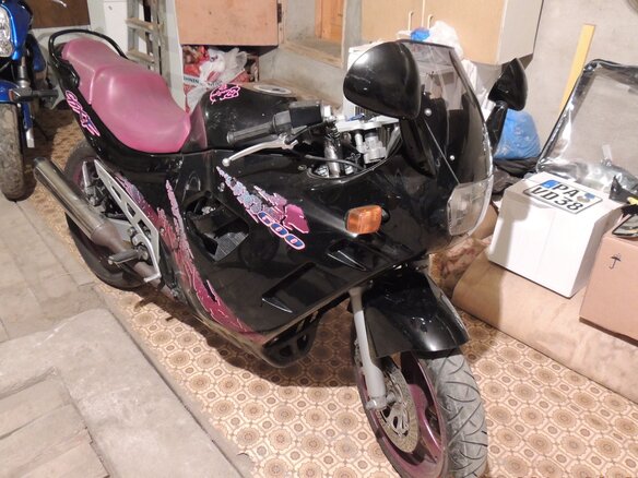 1995 Suzuki GSX 600F Katana, чёрный, 420000 рублей - вид 8